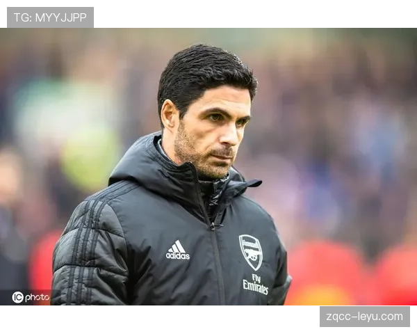 西汉姆联展望未来：新星崛起与战术革新共绘发展蓝图