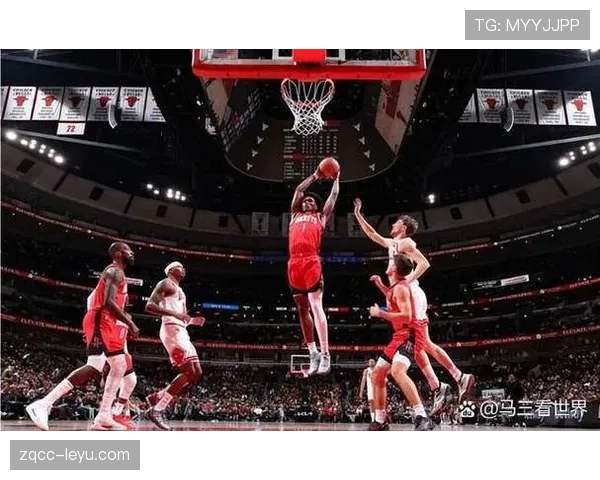 格林挡拆单打拉开火箭攻防，比上季更高效